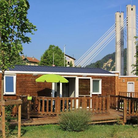 Camping Lou Gourdan Hotel Puget Theniers Bagian luar foto