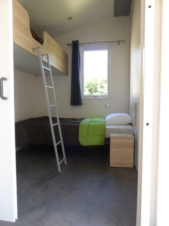 Camping Lou Gourdan Hotel Puget Theniers Bagian luar foto